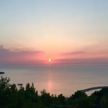 アパート La Maisonnette ペスキチ